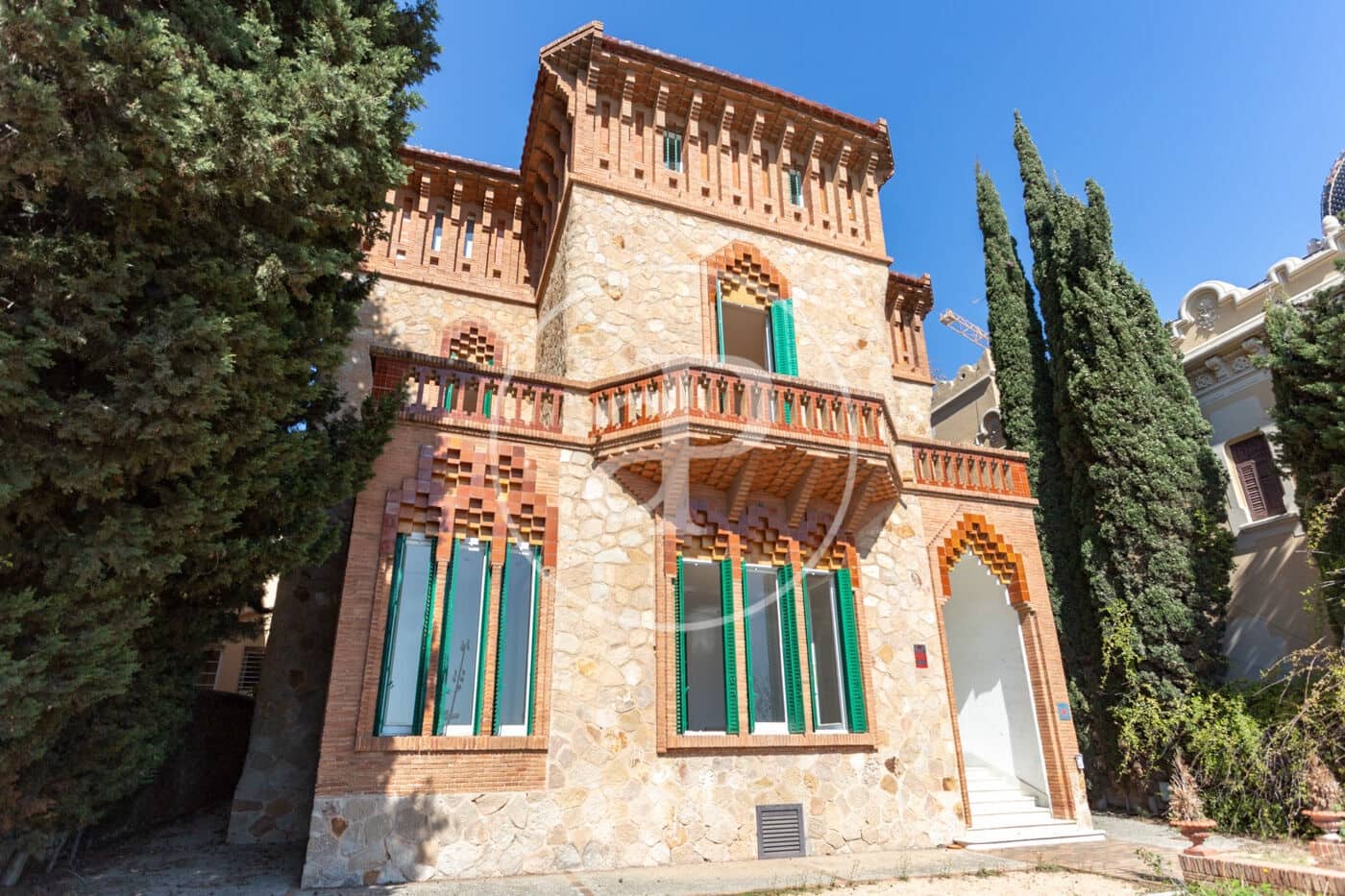 10 bedroom Villa for rent in Barcelona city - € 15,000 (Ref: 9698817)