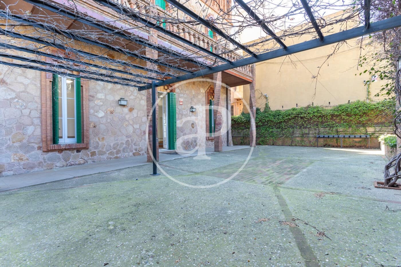 10 bedroom Villa for rent in Barcelona city - € 15,000 (Ref: 9698817)