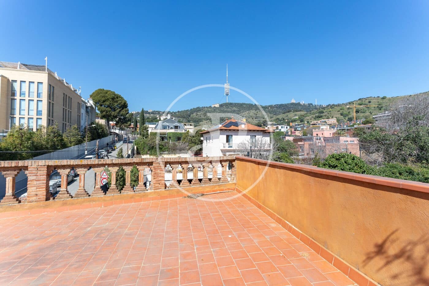 10 bedroom Villa for rent in Barcelona city - € 15,000 (Ref: 9698817)