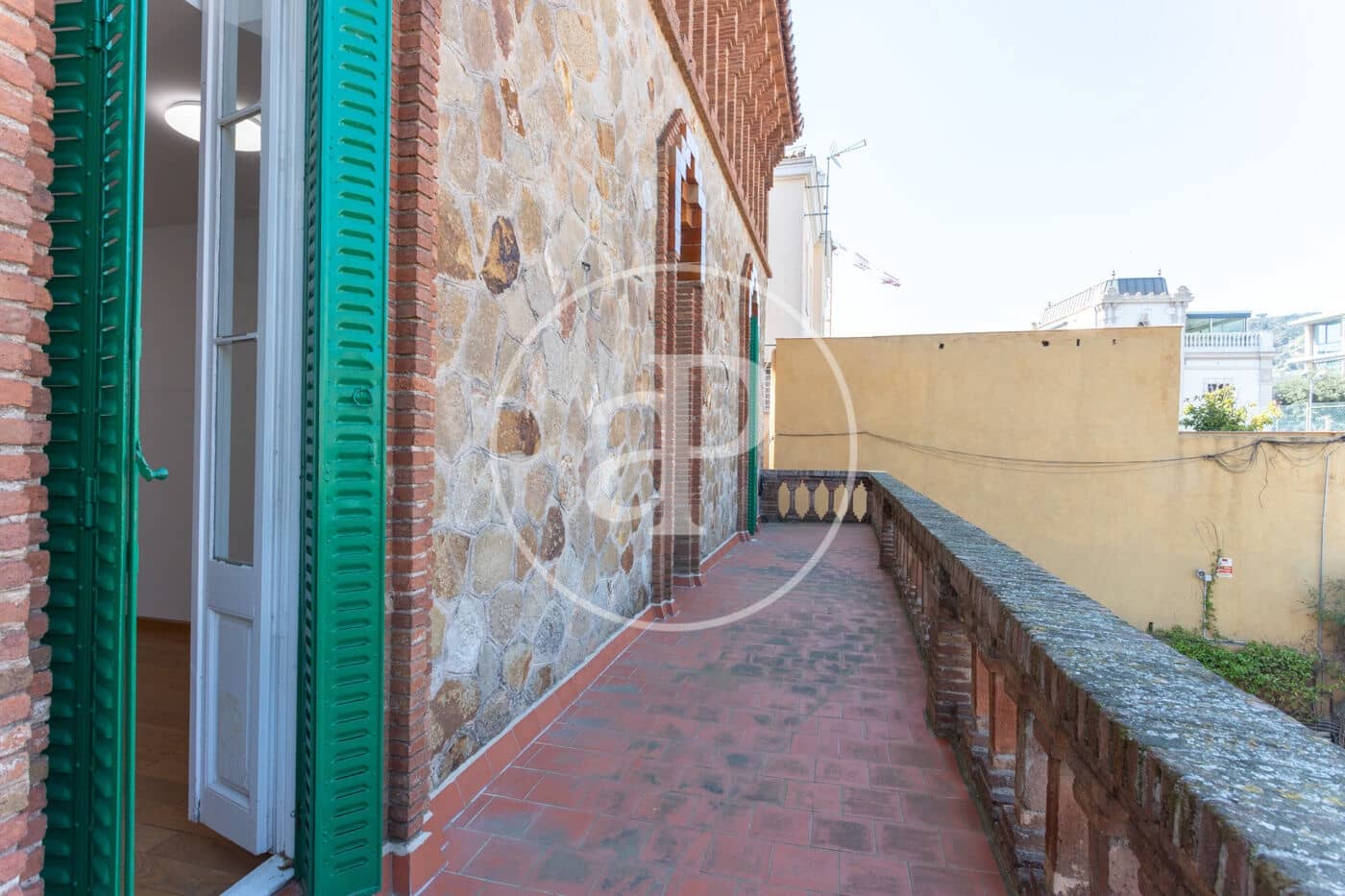 10 bedroom Villa for rent in Barcelona city - € 15,000 (Ref: 9698817)