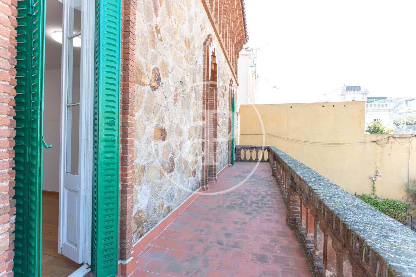 10 bedroom Villa for rent in Barcelona city - € 15,000 (Ref: 9698817)