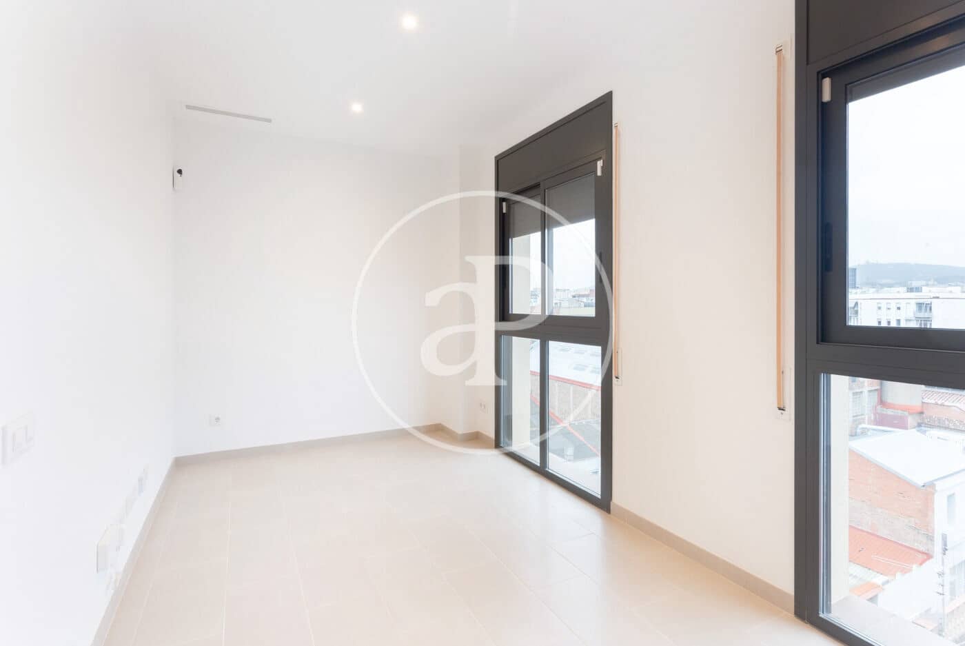 2 bedroom Apartment for rent in Barcelona city - € 1,800 (Ref: 9698818)