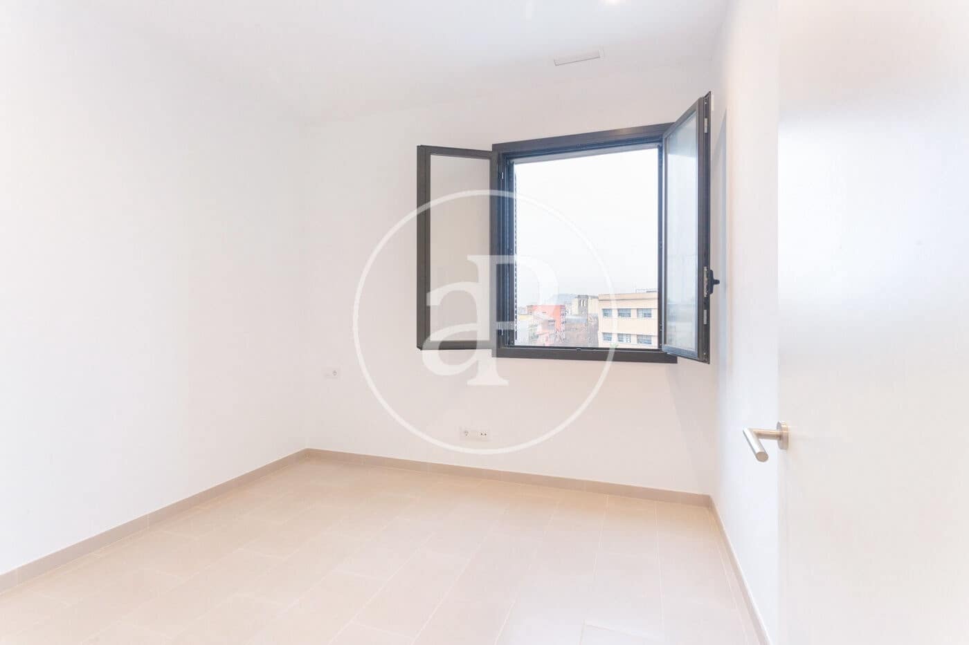 2 bedroom Apartment for rent in Barcelona city - € 1,800 (Ref: 9698818)