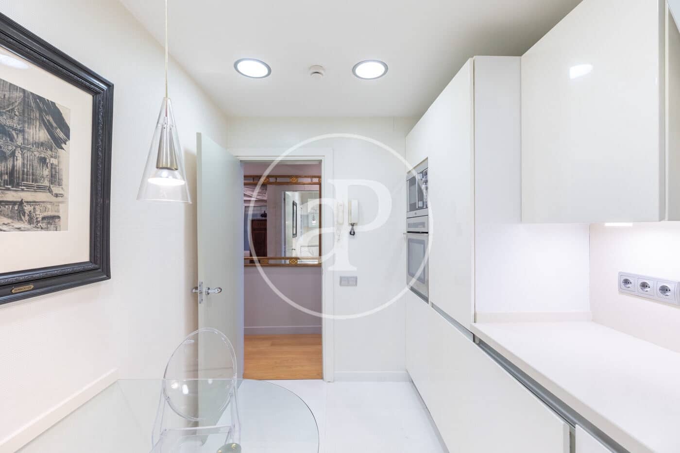 3 bedroom Apartment for rent in Barcelona city - € 2,498 (Ref: 9698820)