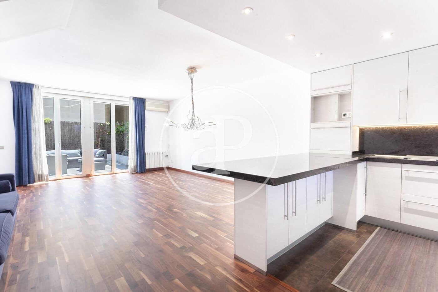 3 sypialnia Willa do wynajęcia w Miasto Barcelona - 2 920 € (Ref: 9698823)