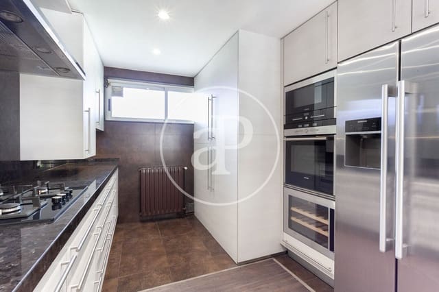 3 sypialnia Willa do wynajęcia w La Vila Olímpica del Poblenou, Miasto Barcelona - 2 920 € (Ref: 9698823)