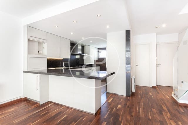 3 sypialnia Willa do wynajęcia w La Vila Olímpica del Poblenou, Miasto Barcelona - 2 920 € (Ref: 9698823)