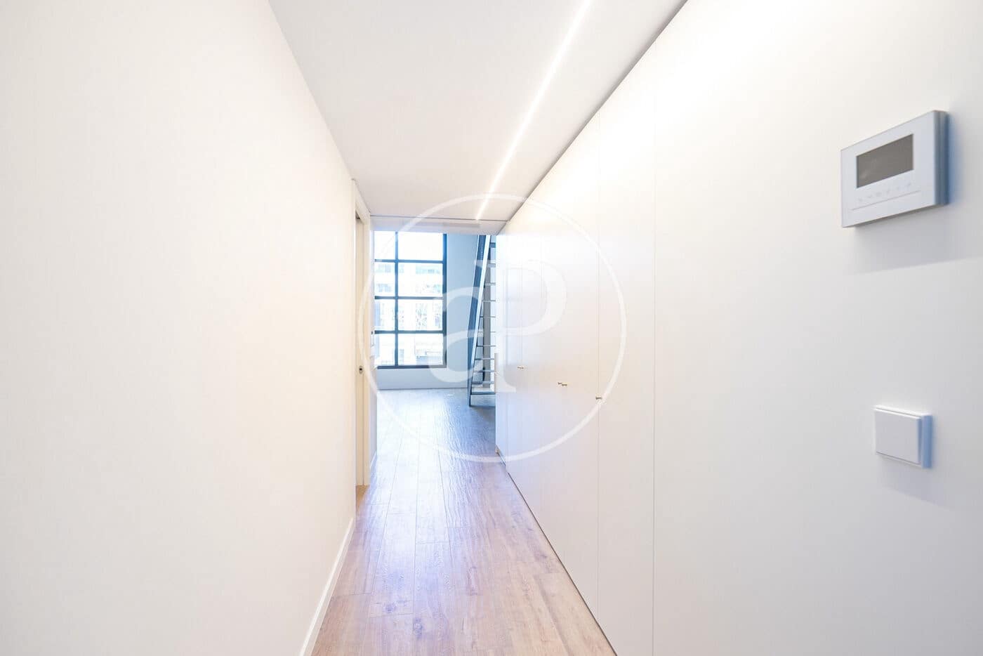 2 slaapkamer Appartement te huur in Barcelona stad - € 2.500 (Ref: 9701607)