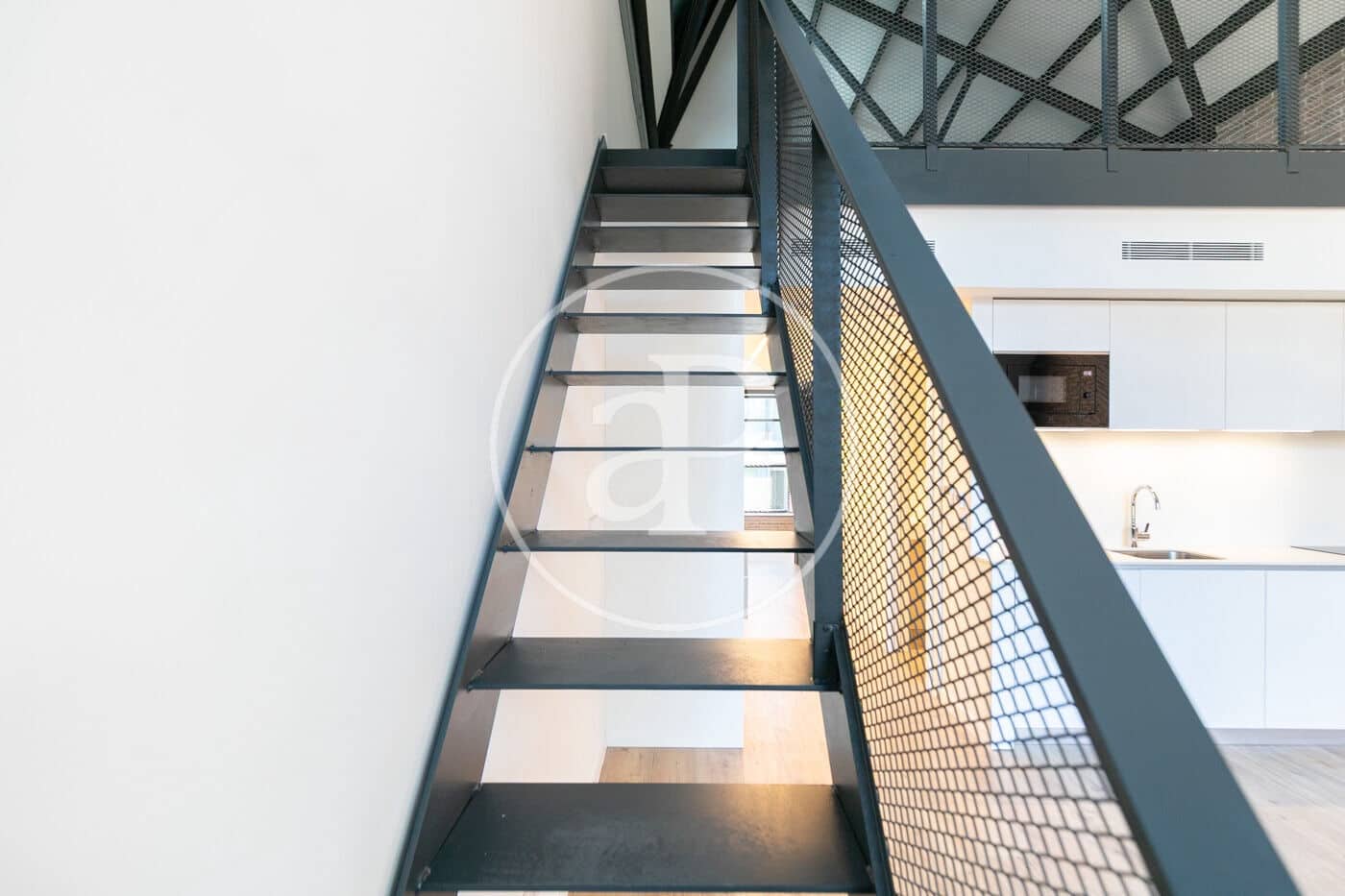 2 slaapkamer Appartement te huur in Barcelona stad - € 2.500 (Ref: 9701607)