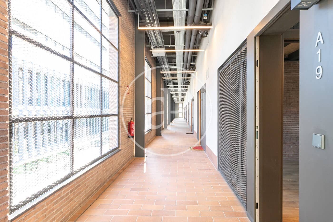 2 slaapkamer Appartement te huur in Barcelona stad - € 2.500 (Ref: 9701607)