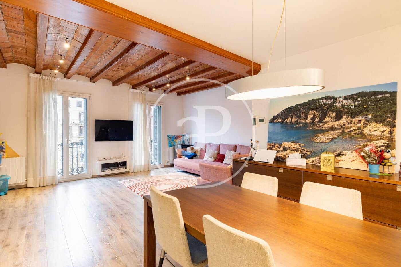 3 bedroom Apartment for sale in Barcelona city - € 1,150,000 (Ref: 9701608)