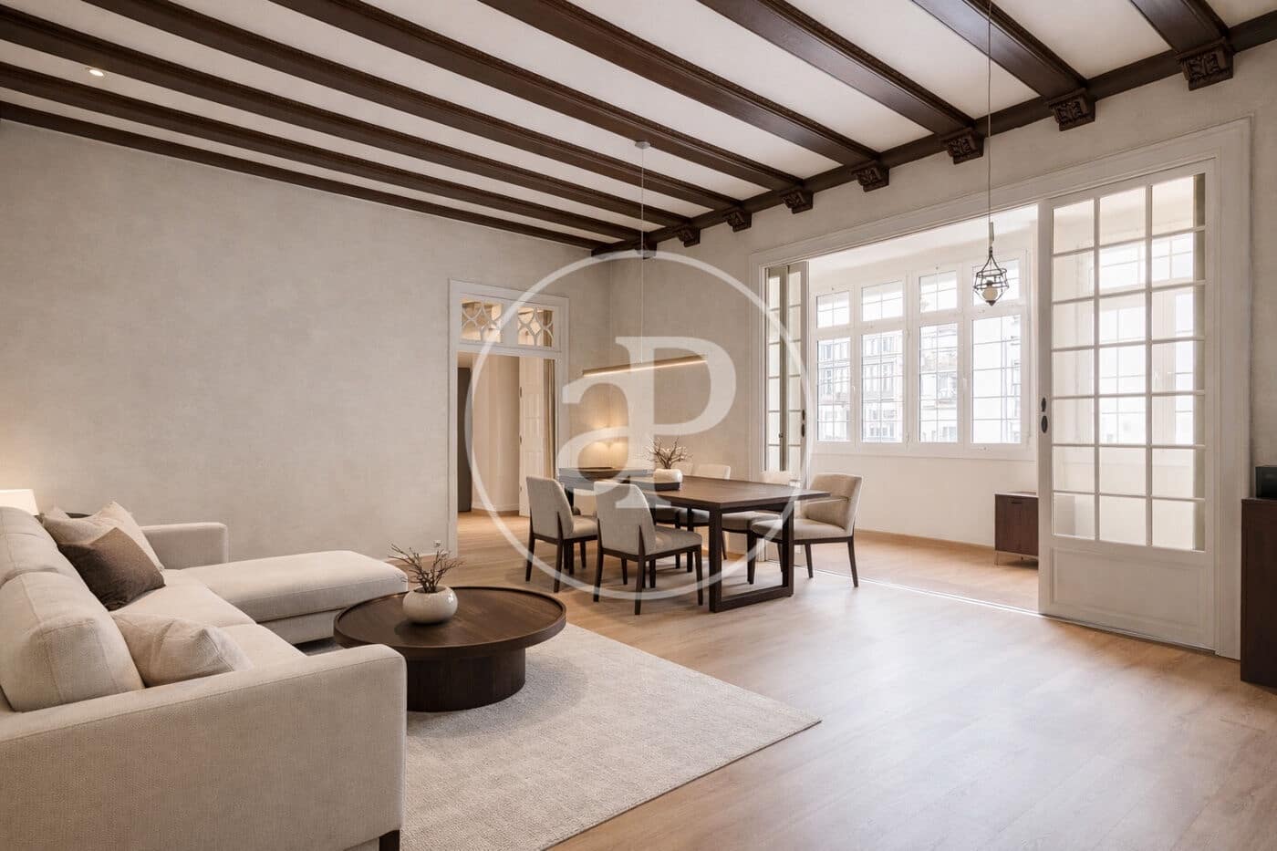 7 bedroom Apartment for sale in Barcelona city - € 1,625,000 (Ref: 9701609)