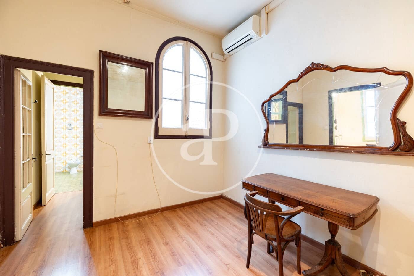 7 bedroom Apartment for sale in Barcelona city - € 1,625,000 (Ref: 9701609)