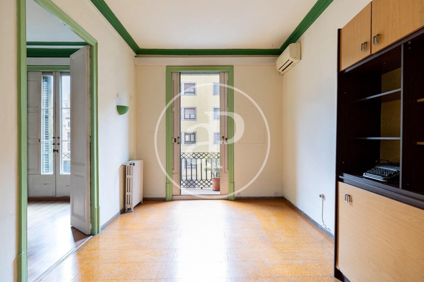 7 bedroom Apartment for sale in Barcelona city - € 1,625,000 (Ref: 9701609)