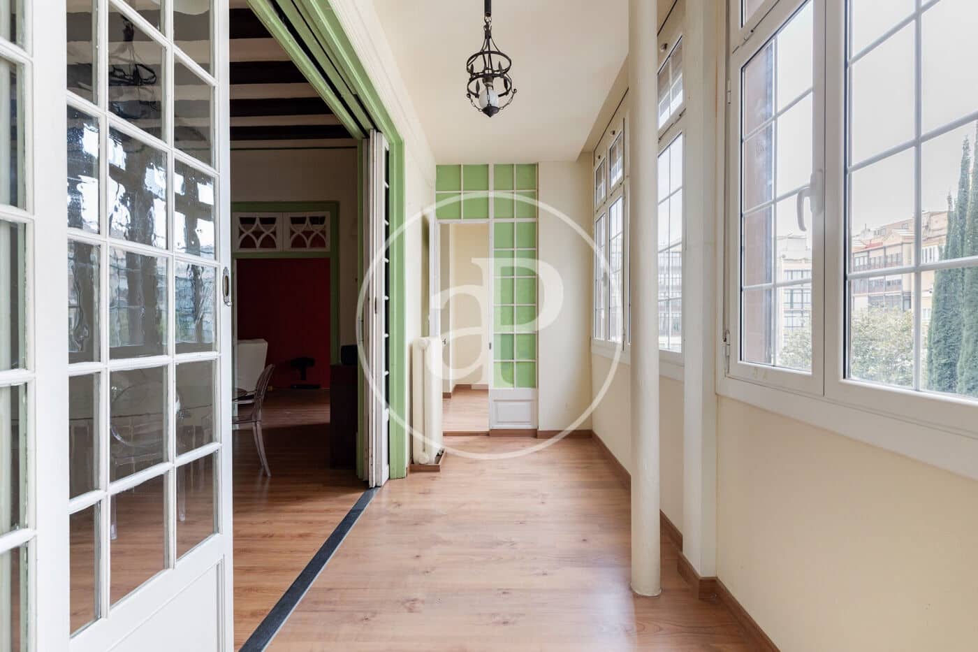 7 bedroom Apartment for sale in Barcelona city - € 1,625,000 (Ref: 9701609)