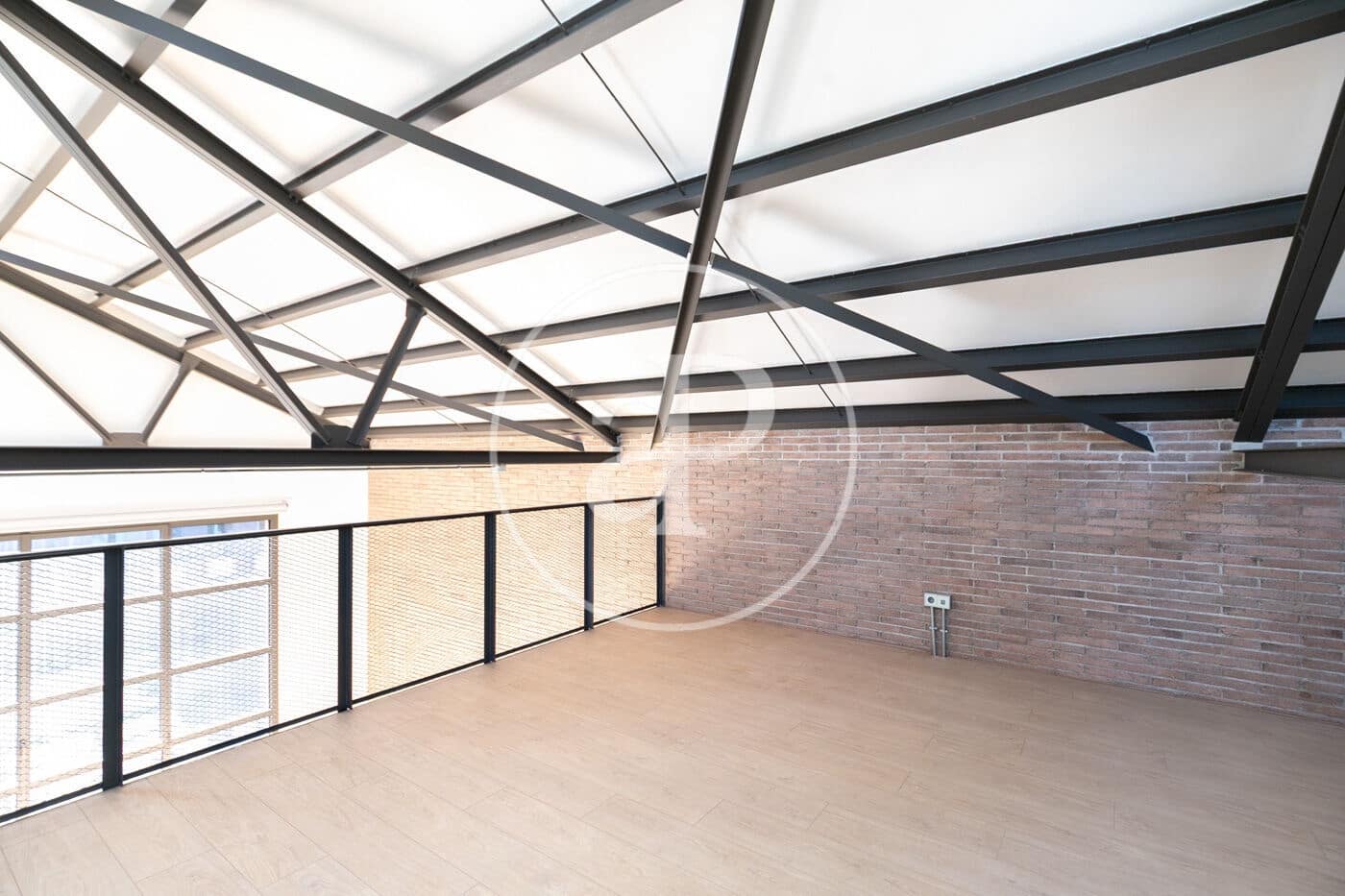 2 slaapkamer Appartement te huur in Barcelona stad - € 2.500 (Ref: 9701610)