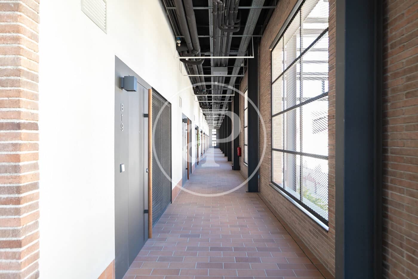 2 slaapkamer Appartement te huur in Barcelona stad - € 2.500 (Ref: 9701610)