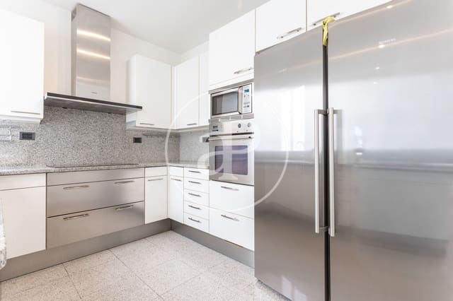 4 quarto Apartamento para arrendar em La Dreta de L'Eixample, Barcelona cidade - 7 000 € (Ref: 9711953)