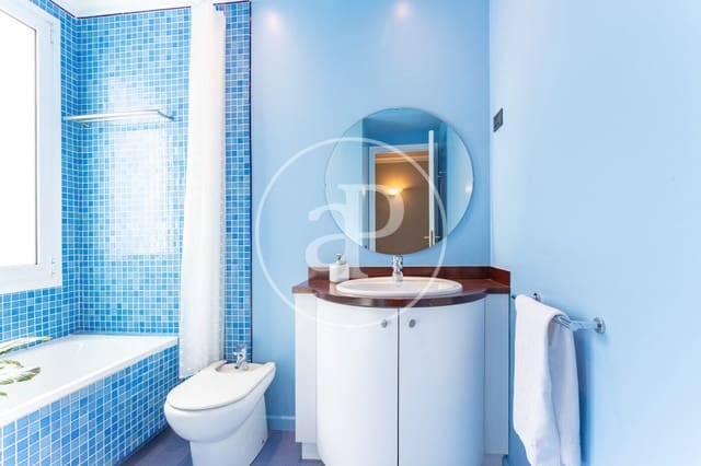 4 quarto Apartamento para arrendar em La Dreta de L'Eixample, Barcelona cidade - 7 000 € (Ref: 9711953)