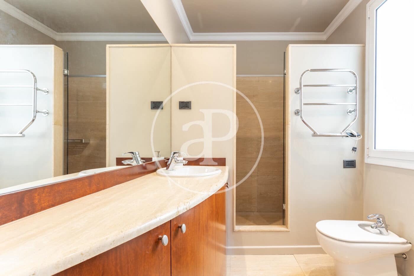 4 sovrum Lägenhet att hyra i Barcelona stad - 7 000 € (Ref: 9711953)