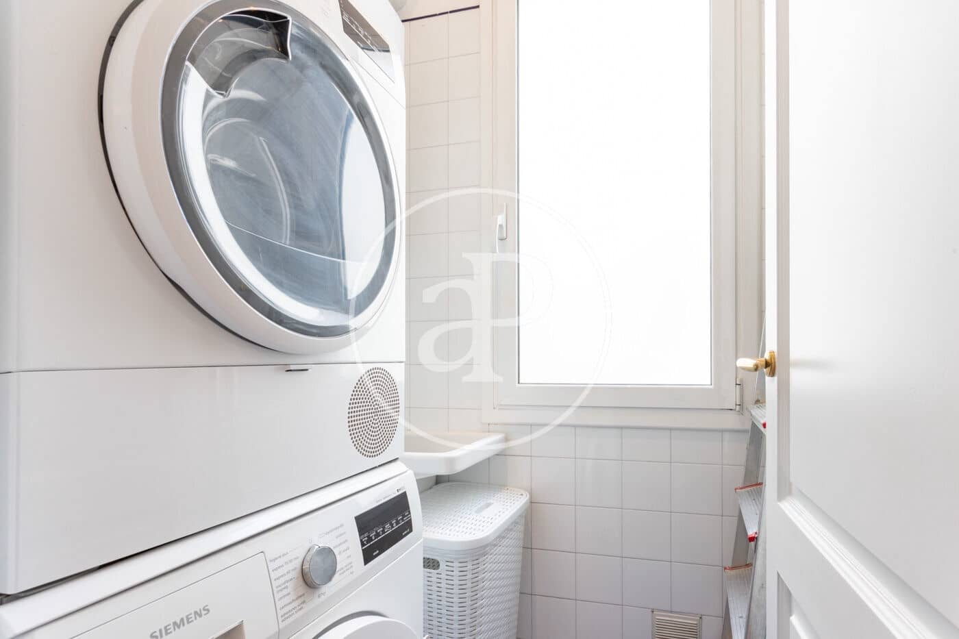 4 sovrum Lägenhet att hyra i Barcelona stad - 7 000 € (Ref: 9711953)