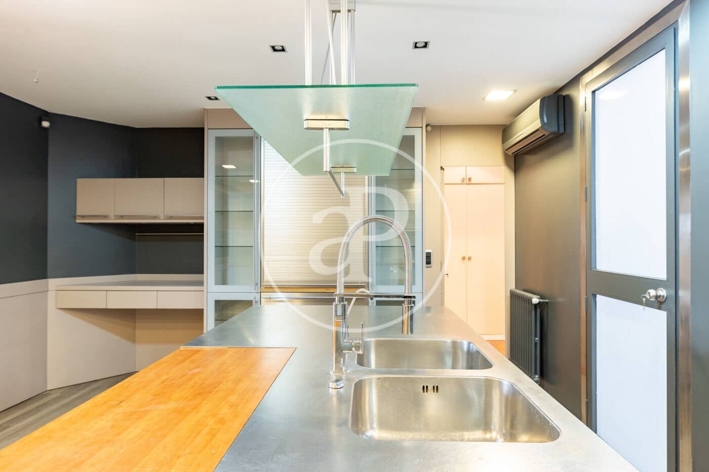 4 bedroom Apartment for rent in Barcelona city - € 7,900 (Ref: 9711954)