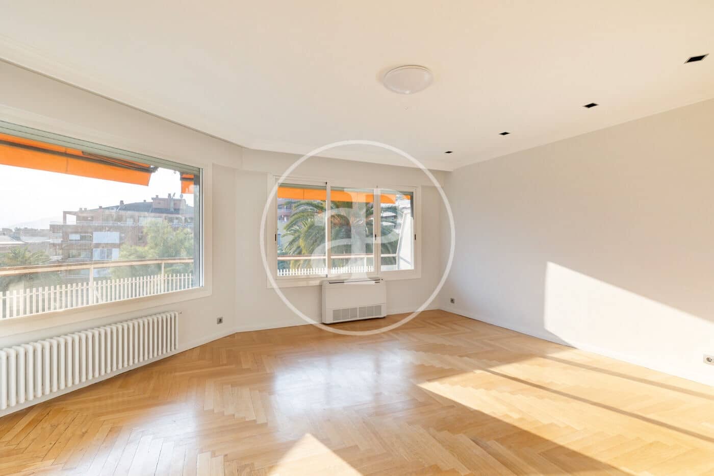 4 bedroom Apartment for rent in Barcelona city - € 7,900 (Ref: 9711954)