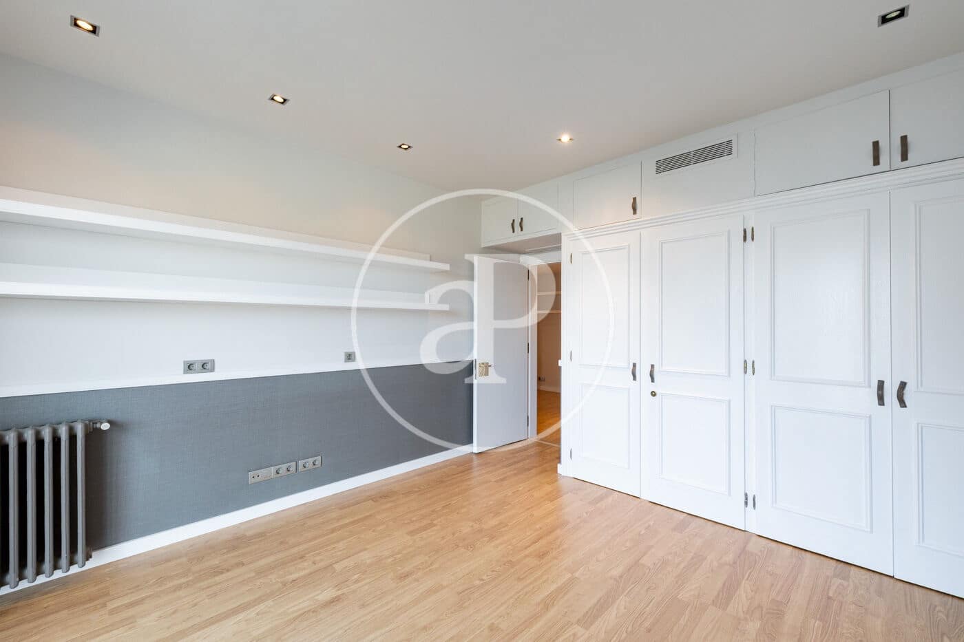 4 bedroom Apartment for rent in Barcelona city - € 7,900 (Ref: 9711954)