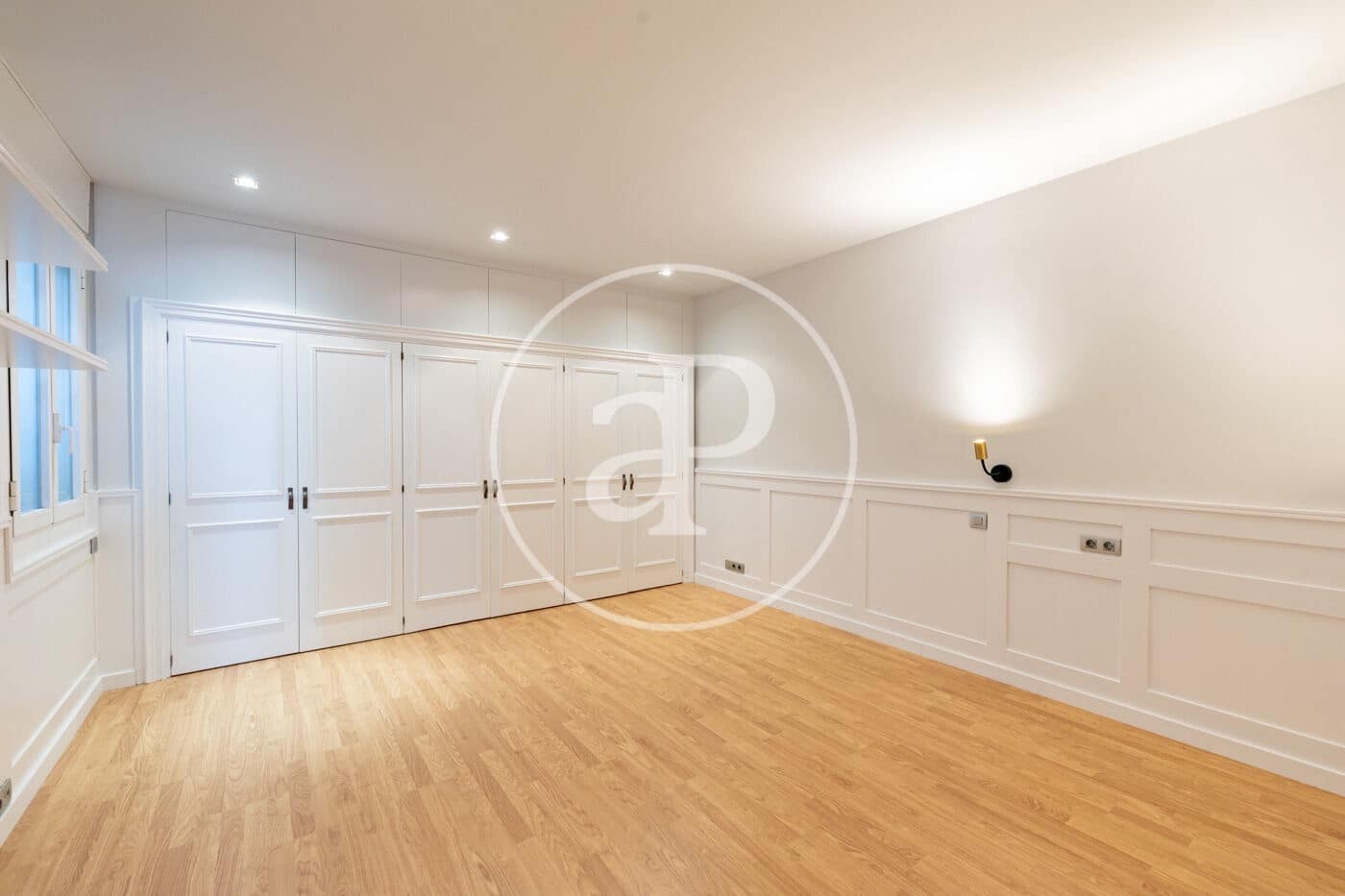 4 bedroom Apartment for rent in Barcelona city - € 7,900 (Ref: 9711954)