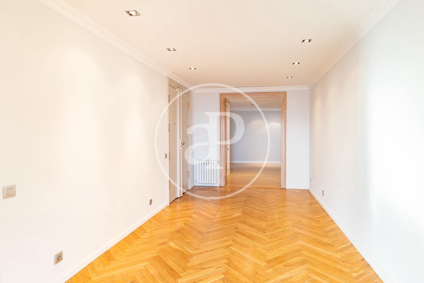 4 bedroom Apartment for rent in Barcelona city - € 7,900 (Ref: 9711954)