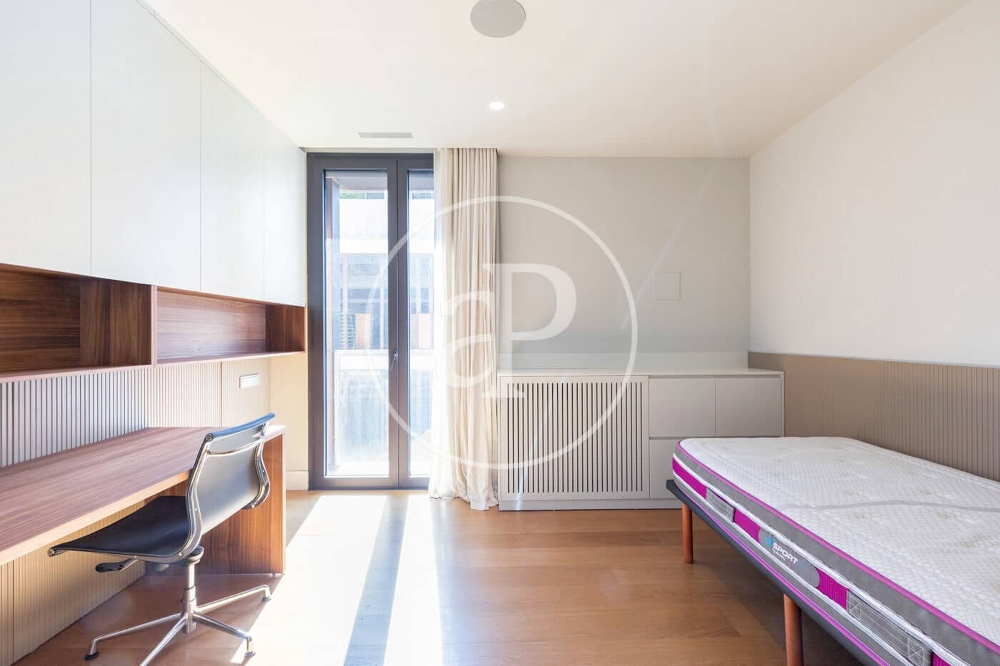 5 bedroom Apartment for rent in Barcelona city - € 15,000 (Ref: 9711955)