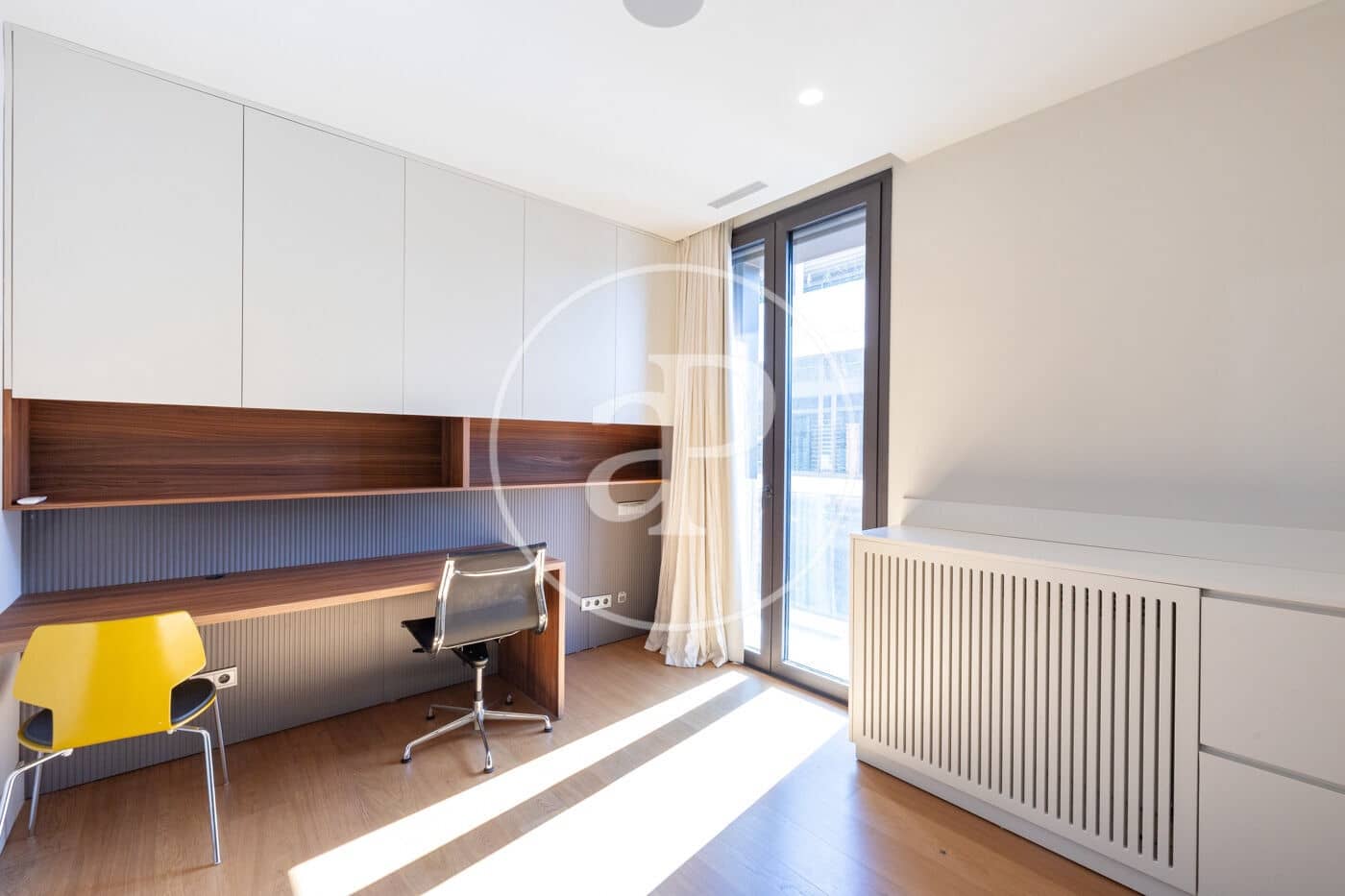 5 bedroom Apartment for rent in Barcelona city - € 15,000 (Ref: 9711955)