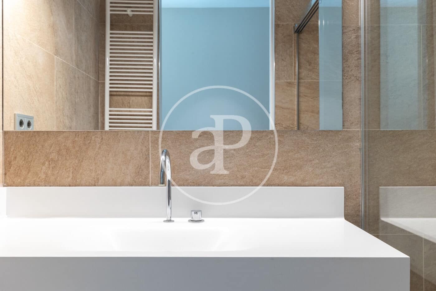 5 bedroom Apartment for rent in Barcelona city - € 15,000 (Ref: 9711955)