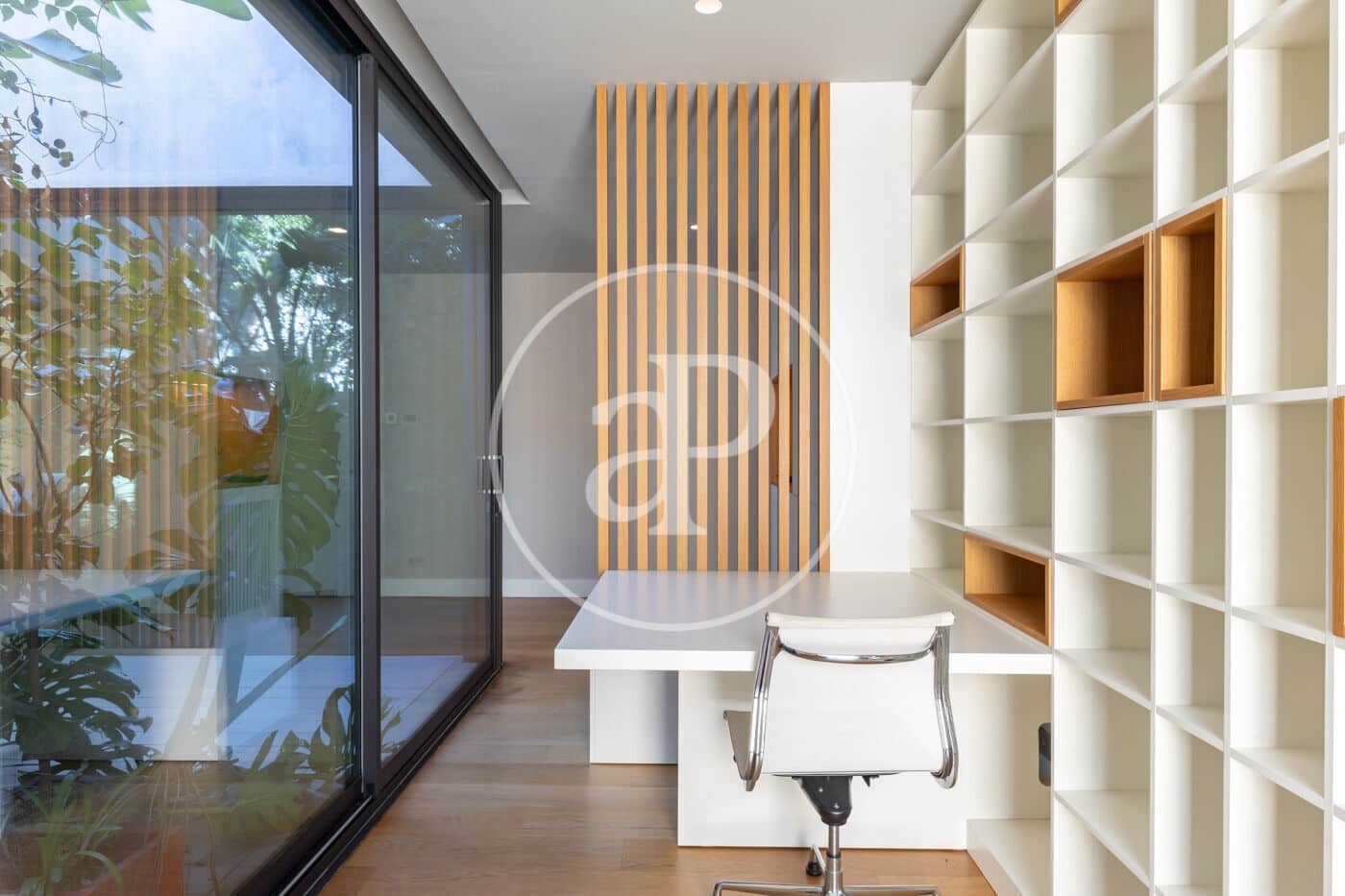 5 bedroom Apartment for rent in Barcelona city - € 15,000 (Ref: 9711955)