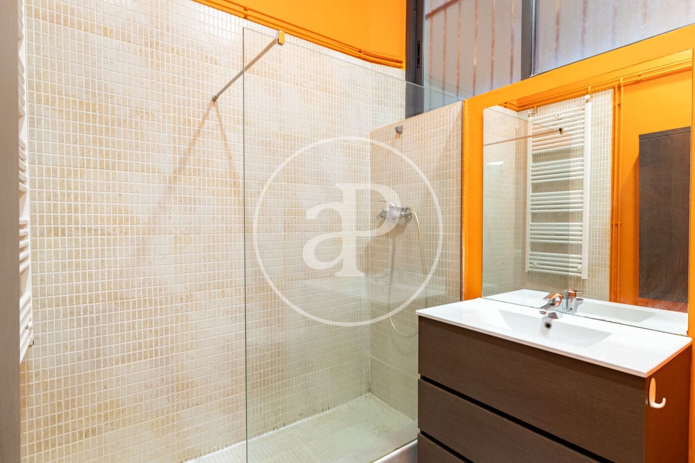 2 slaapkamer Appartement te koop in Barcelona stad - € 390.000 (Ref: 9714919)