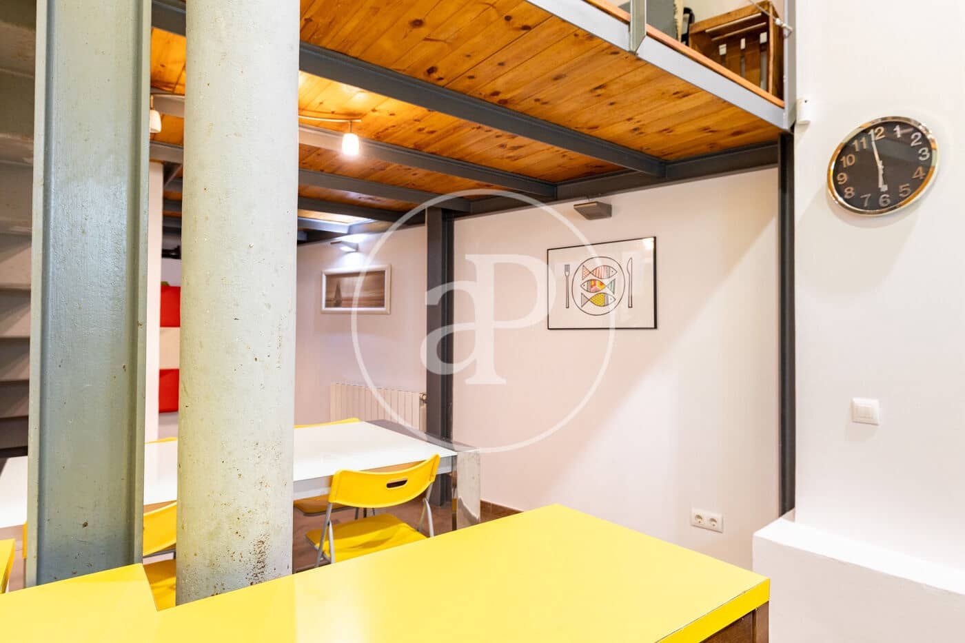 2 slaapkamer Appartement te koop in Barcelona stad - € 390.000 (Ref: 9714919)