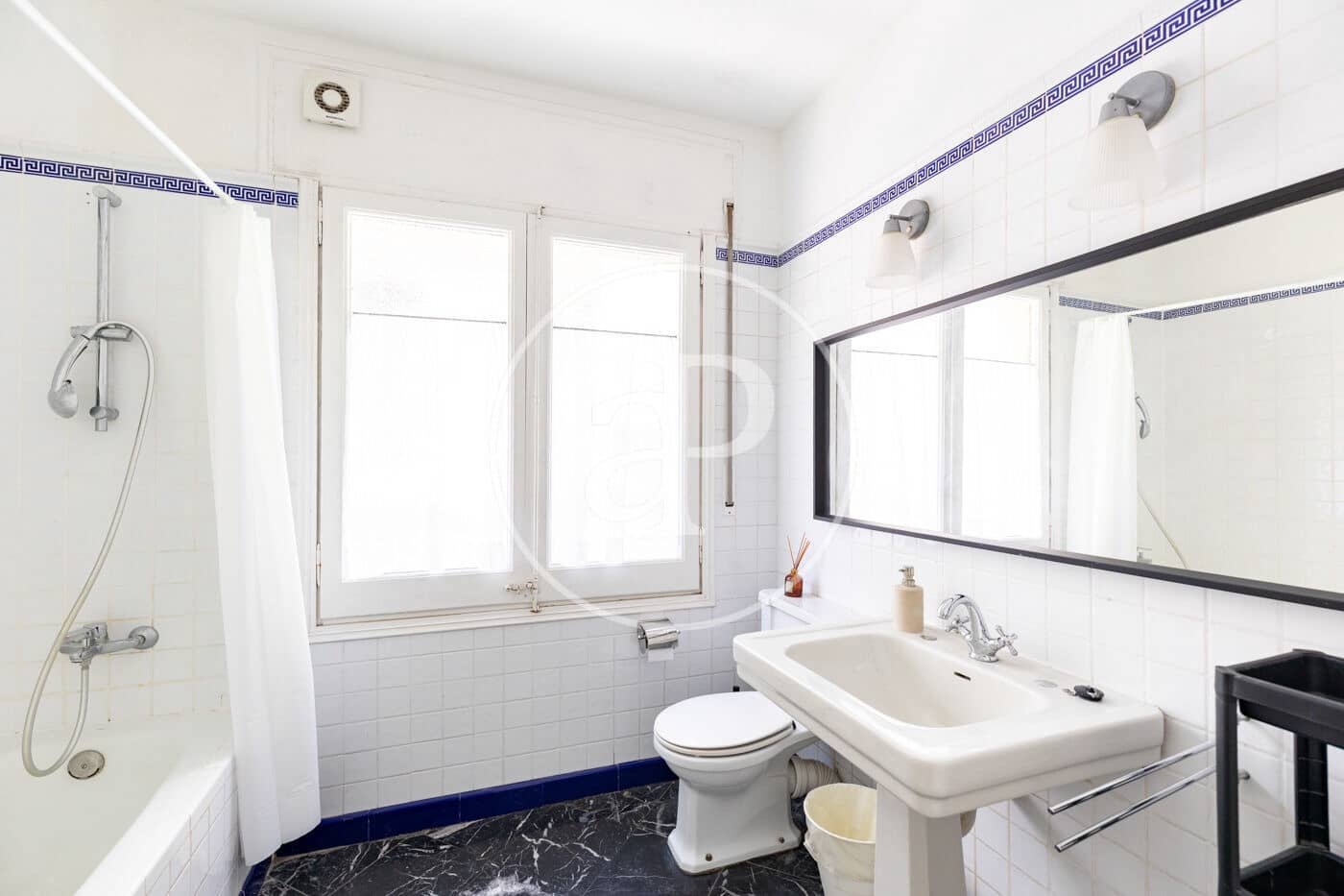 5 slaapkamer Appartement te koop in Barcelona stad - € 975.000 (Ref: 9714920)