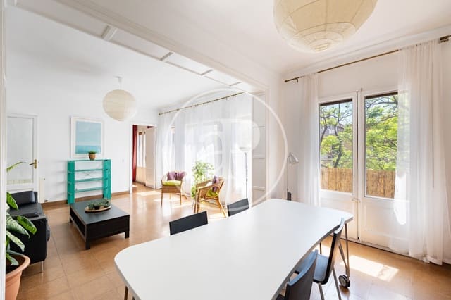 5 slaapkamer Appartement te koop in La Vila de Gràcia, Barcelona stad - € 975.000 (Ref: 9714920)