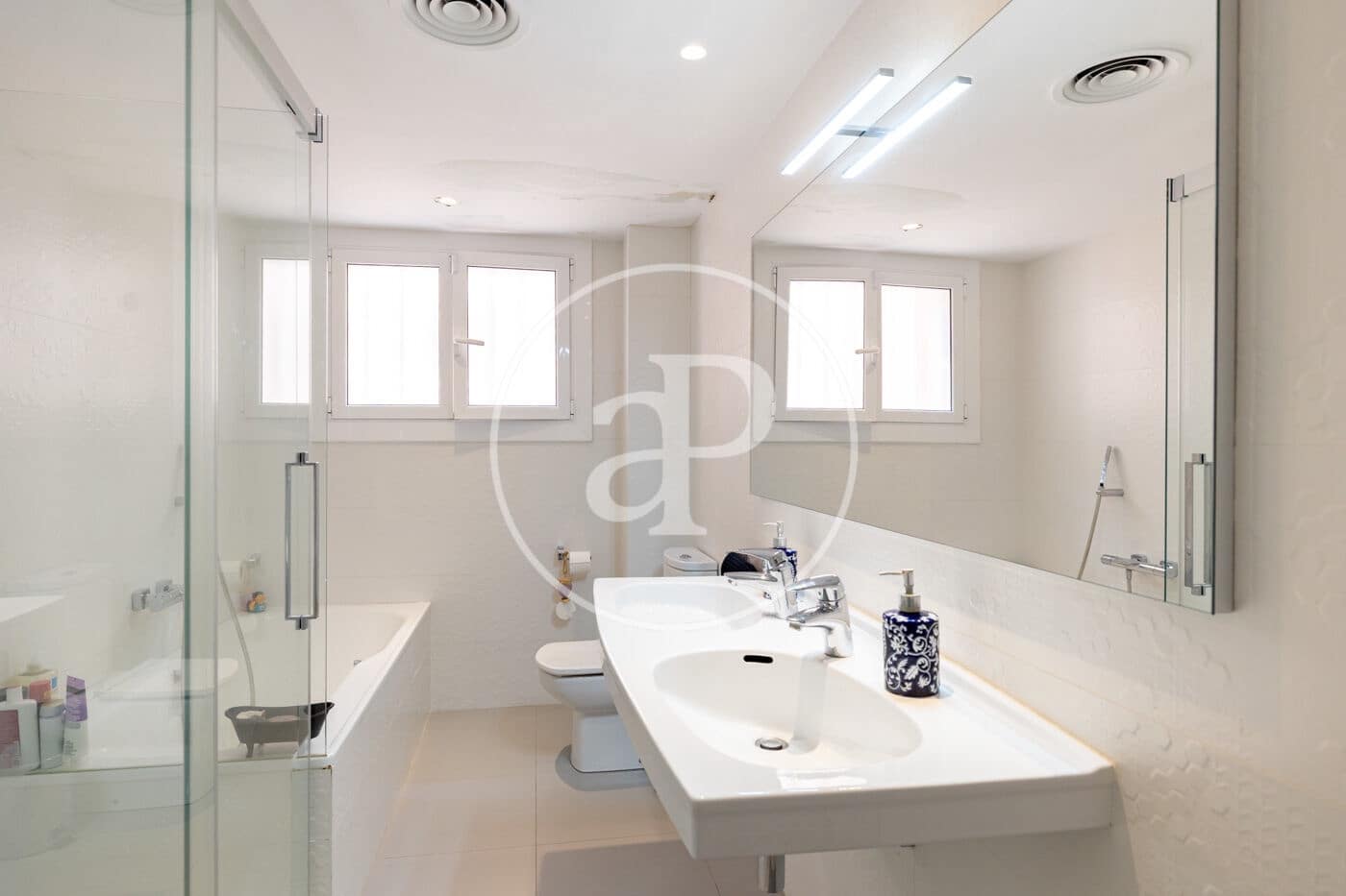 6 slaapkamer Appartement te koop in Barcelona stad - € 2.300.000 (Ref: 9714921)