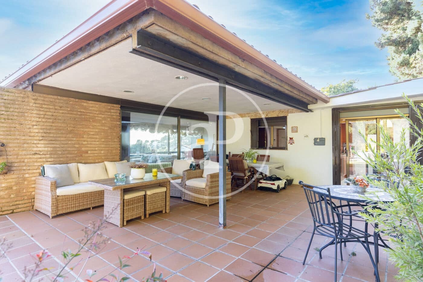 5 bedroom Villa for sale in Bellaterra with pool - € 1,250,000 (Ref: 9714922)