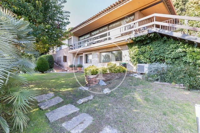 5 soverom Villa til salgs i Bellaterra, Cerdanyola del Vallès med svømmebasseng - € 1 250 000 (Ref: 9714922)