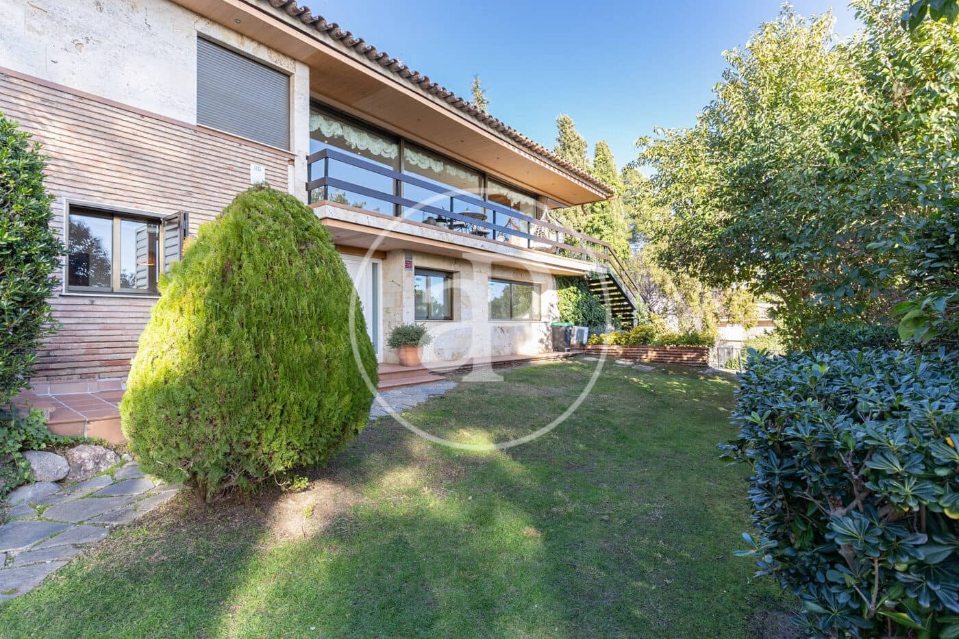 5 bedroom Villa for sale in Bellaterra with pool - € 1,250,000 (Ref: 9714922)