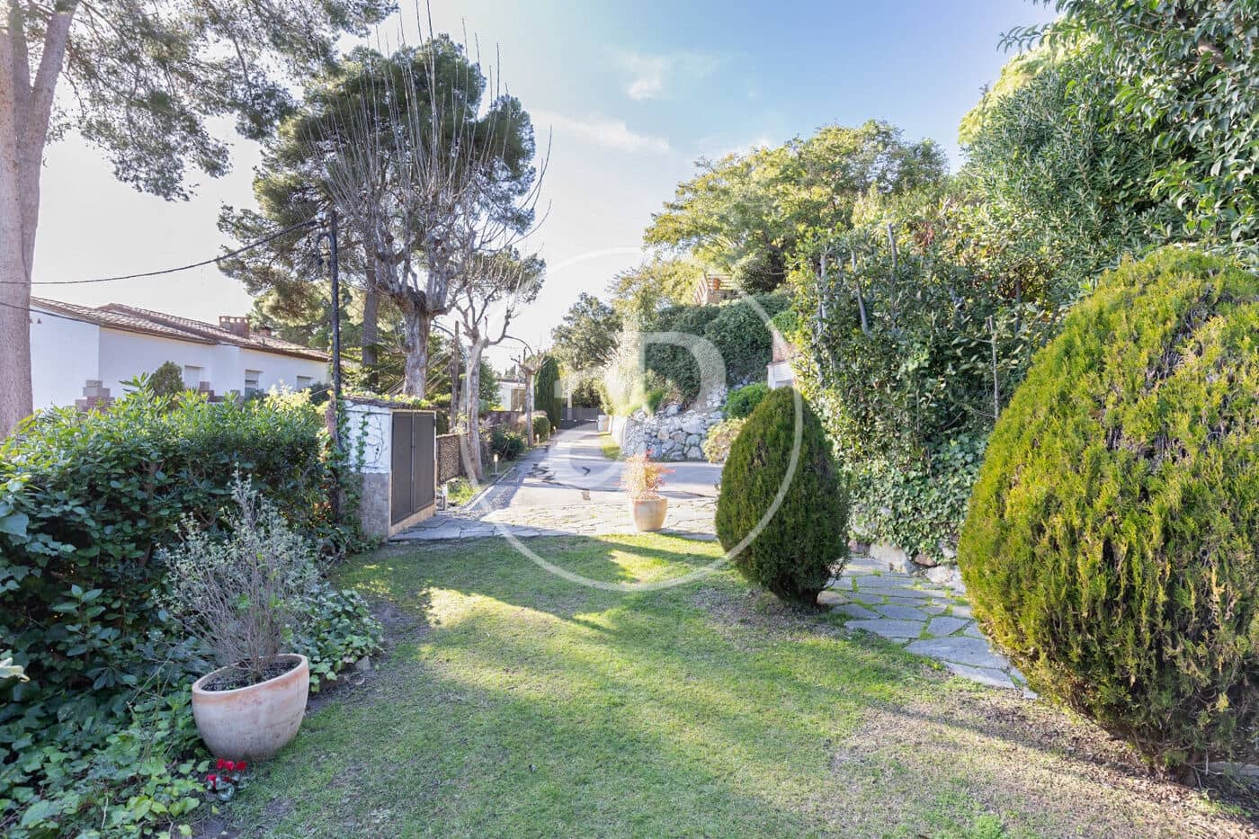 5 bedroom Villa for sale in Bellaterra with pool - € 1,250,000 (Ref: 9714922)