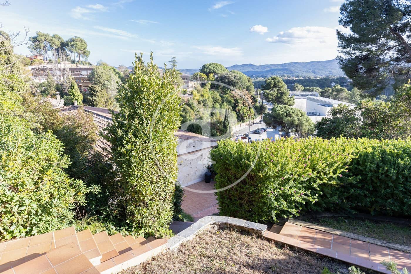 5 bedroom Villa for sale in Bellaterra with pool - € 1,250,000 (Ref: 9714922)