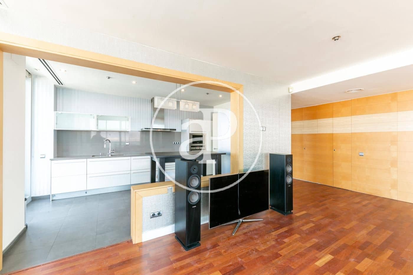 4 slaapkamer Appartement te huur in Barcelona stad met zwembad - € 7.835 (Ref: 9714923)