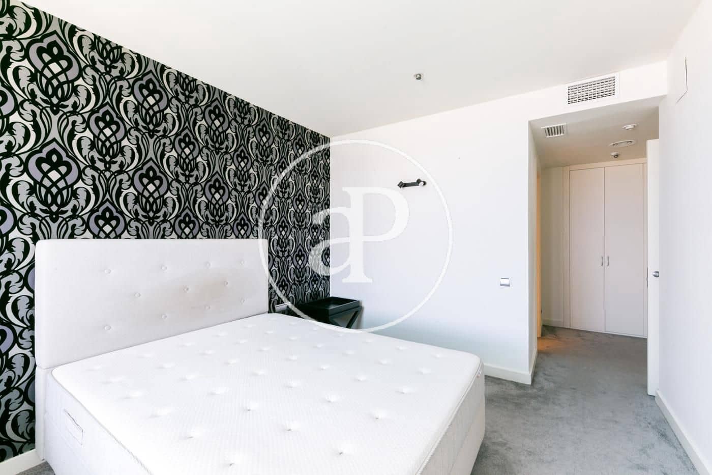 4 slaapkamer Appartement te huur in Barcelona stad met zwembad - € 7.835 (Ref: 9714923)