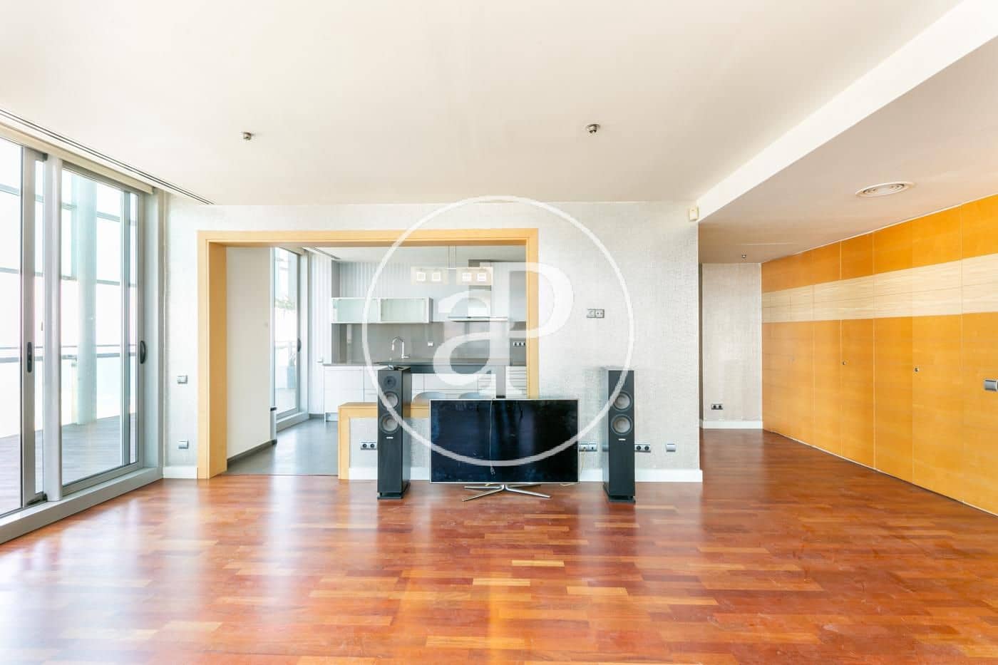 4 slaapkamer Appartement te huur in Barcelona stad met zwembad - € 7.835 (Ref: 9714923)