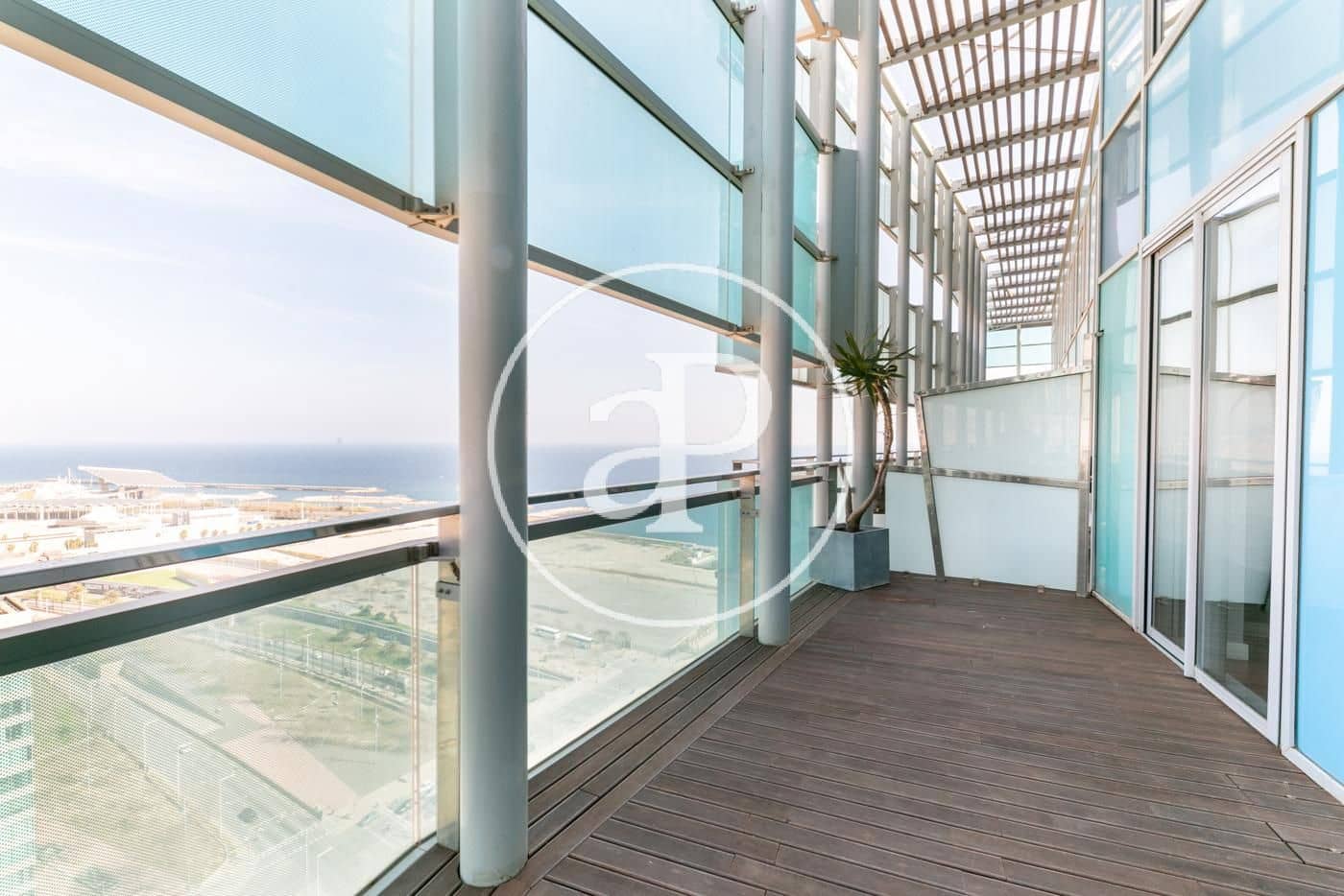 4 slaapkamer Appartement te huur in Barcelona stad met zwembad - € 7.835 (Ref: 9714923)