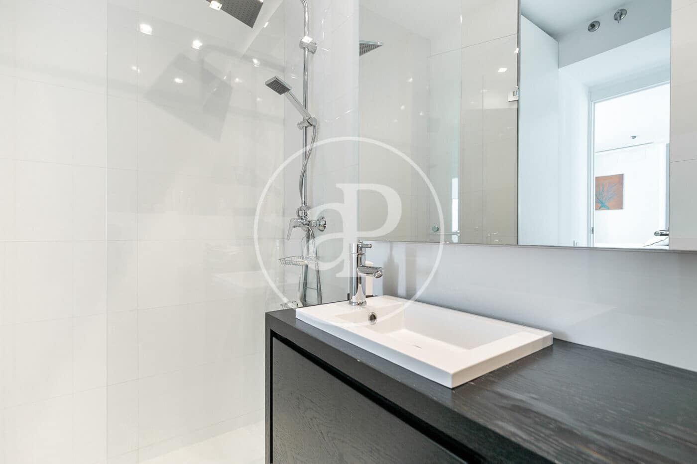 4 soveværelse Penthouse til leje i Barcelona by med swimmingpool - € 7.835 (Ref: 9714924)