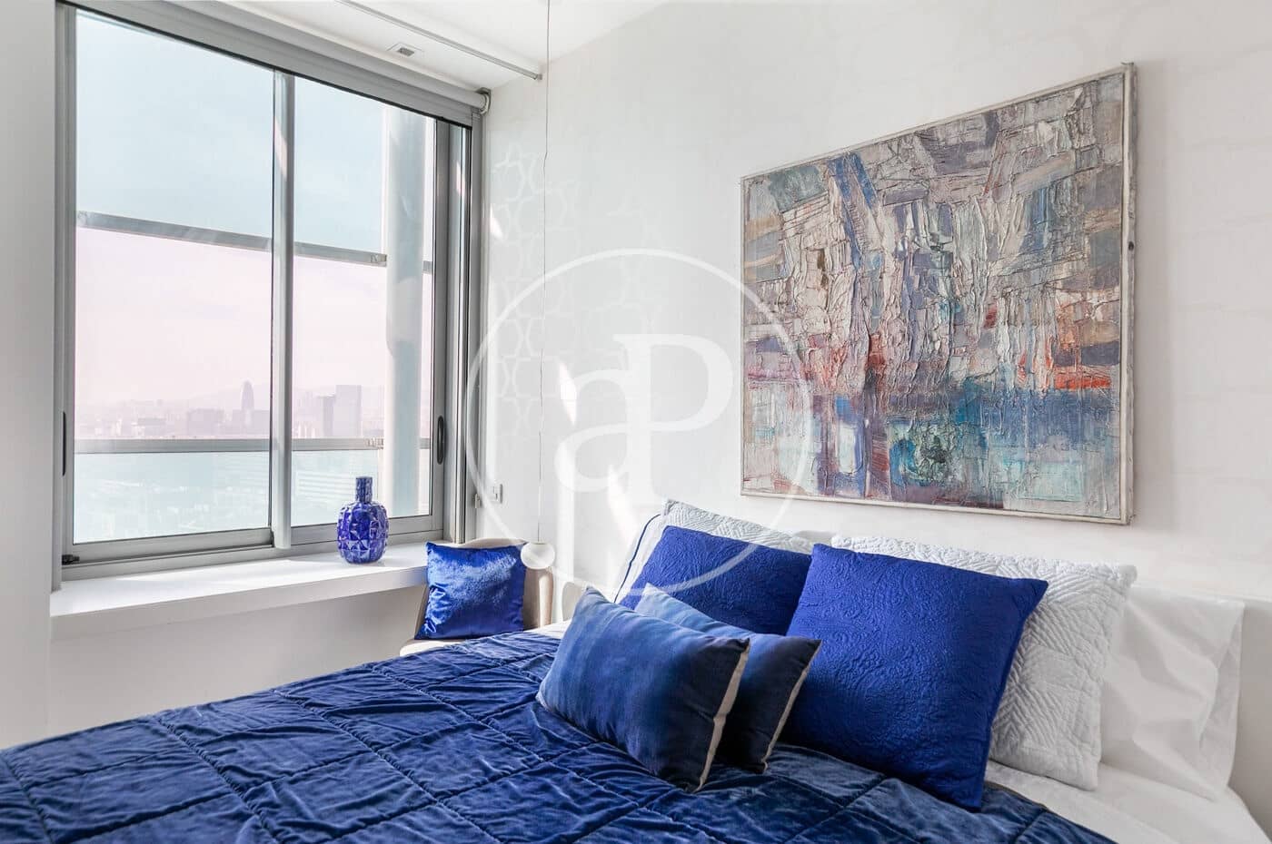 4 soveværelse Penthouse til leje i Barcelona by med swimmingpool - € 7.835 (Ref: 9714924)